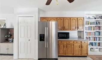 65 SKUNK HILL Rd, Hopkinton, RI 02832