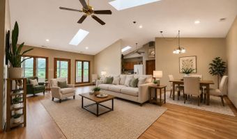 5662 E St Rd 54 Hwy, Bloomfield, IN 47424