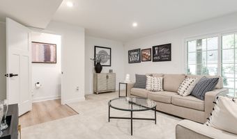 63 Allenhurst Way, Delaware, OH 43015
