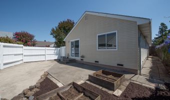 1747 Eardley Ave, Santa Rosa, CA 95401