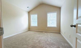 6215 Crested Moss Dr, Alpharetta, GA 30004