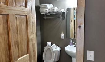 240 N State Road 35, Alma, WI 54610