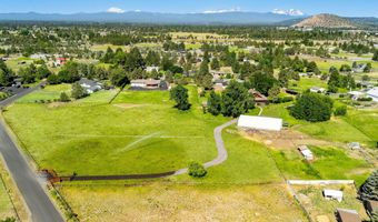 61900 Anker Ln, Bend, OR 97702