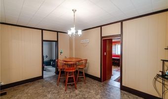 212 N 9th St, Atchison, KS 66002