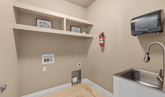 2091 LACY Dr, Cheyenne, WY 82001