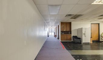 6718 NW 39th Expy, Bethany, OK 73008