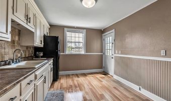 1371 Exchange St, Alden, NY 14004