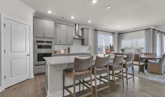1121 Summer Daisy Dr, Aberdeen, NC 28315