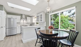 147 Mallard Dr 147, Avon, CT 06001