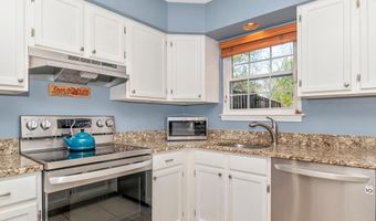 956 BREAKWATER Dr, Annapolis, MD 21403