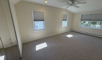 17 McKinnel Ct, Branford, CT 06405