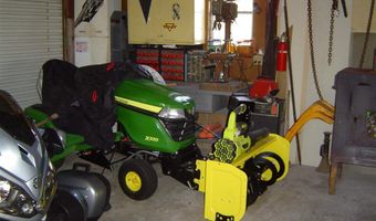 325 E Hickory St, North Liberty, IA 52317