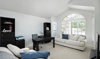 1660 W HONEYSUCKLE Ln, Chandler, AZ 85248