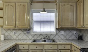 204 Holmar Dr, Brandon, MS 39047