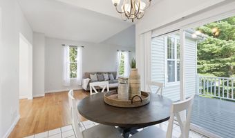 46 Dundee Dr, Cheshire, CT 06410