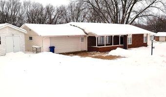 121 N Lowe St, Algona, IA 50511