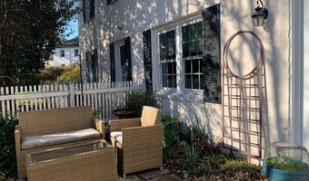 2906 13TH St S 6-1, Arlington, VA 22204