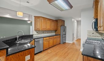 510 Chippendale Ln, Boiling Springs, SC 29316