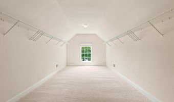 19704 STANFORD HALL Pl, Ashburn, VA 20147