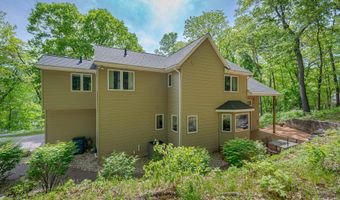 144 Pettis Ave SE, Ada, MI 49301