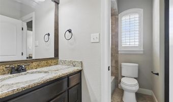 209 Ellis Creek Dr, Weatherford, TX 76085