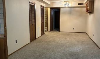 2107 11th St, Cody, WY 82414