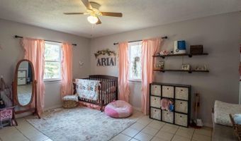 838 Indian Trl, Ash Flat, AR 72513