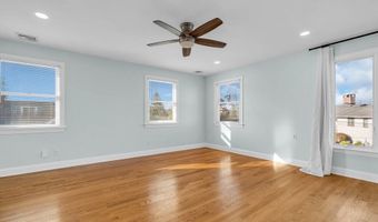 20 Starboard St, Beachwood, NJ 08722