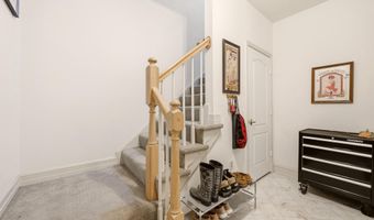 5803 MADAKET Rd, Bethesda, MD 20816