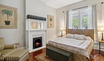 418 E Waldburg St A & B, Savannah, GA 31401