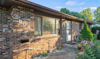 804 E Elm St, Aurora, MO 65605