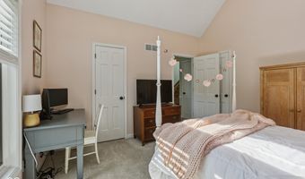 11120 Saint Charles Pl, Carmel, IN 46033