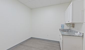 430-432 BROADWAY, Bayonne, NJ 07002