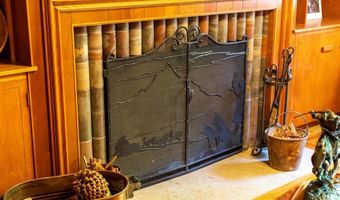 625 Skyline Dr, Cody, WY 82414