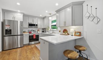 32 Whippoorwill Rd, Bethel, CT 06801