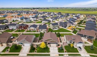 633 Conestoga Dr, Ault, CO 80610