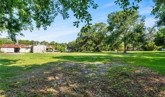 13745 Seaman Ave, Bayou La Batre, AL 36509