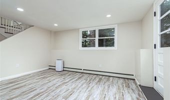 14 Partridge Dr, Exeter, RI 02822
