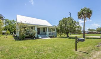 120 11th St, Apalachicola, FL 32320