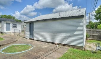 368 SE Elmhurst Ave, Bartlesville, OK 74006