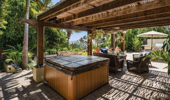 1858 Laurel Rd, Oceanside, CA 92054