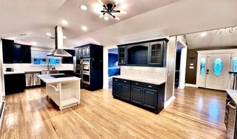 59 Western Concourse, Amity Harbor, NY 11701