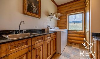 63 Moose Creek Rd, Cody, WY 82414