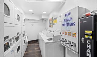 2045 Kalakaua Ave 1607, Honolulu, HI 96815