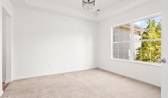 8607 Redditch Dr, Avon, IN 46123