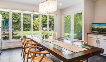 1319 Mokulua Dr, Kailua, HI 96734