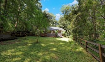 781 Grist Mill Dr E, Acworth, GA 30101