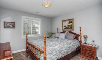1408 Ledges Dr, Ames, IA 50010