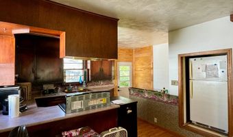 1204 4th St, Britton, SD 57430