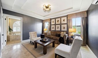 917 Iiwi St, Honolulu, HI 96816